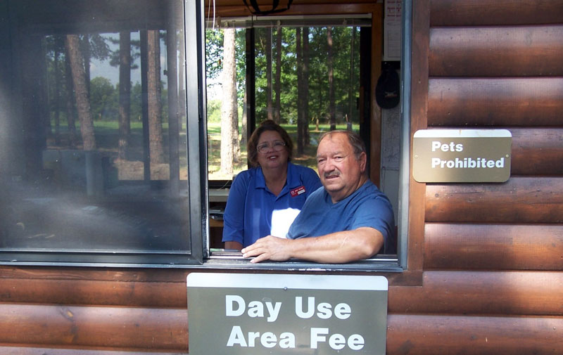 Workampers Joe and Angie Bridges man gatehouse at US Army Corp of Engineers, Greers Ferry Lake Project.