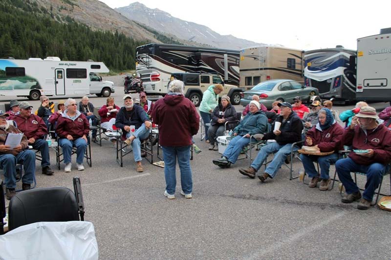 Bob and Jane White - Alaskan RV caravan group