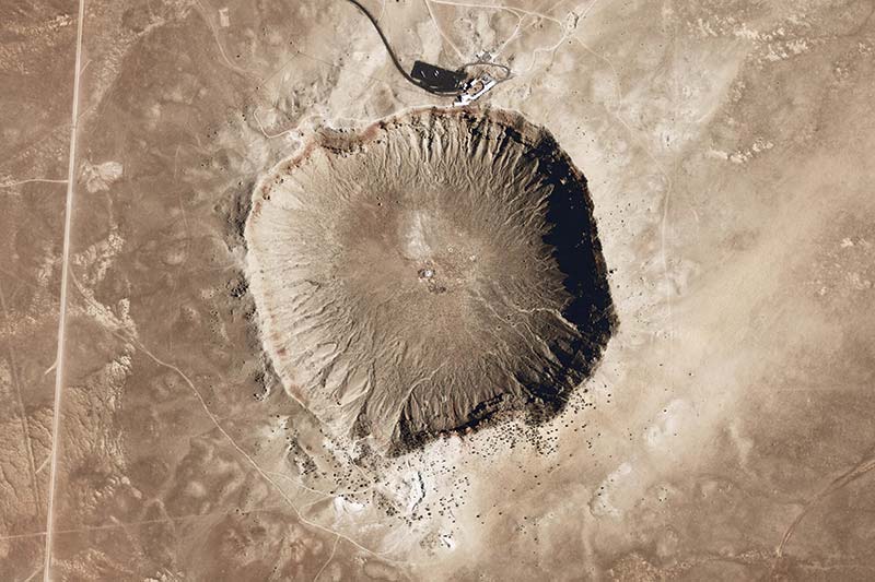 meteor crater winslow az photo by nasa on wikipedia 800w