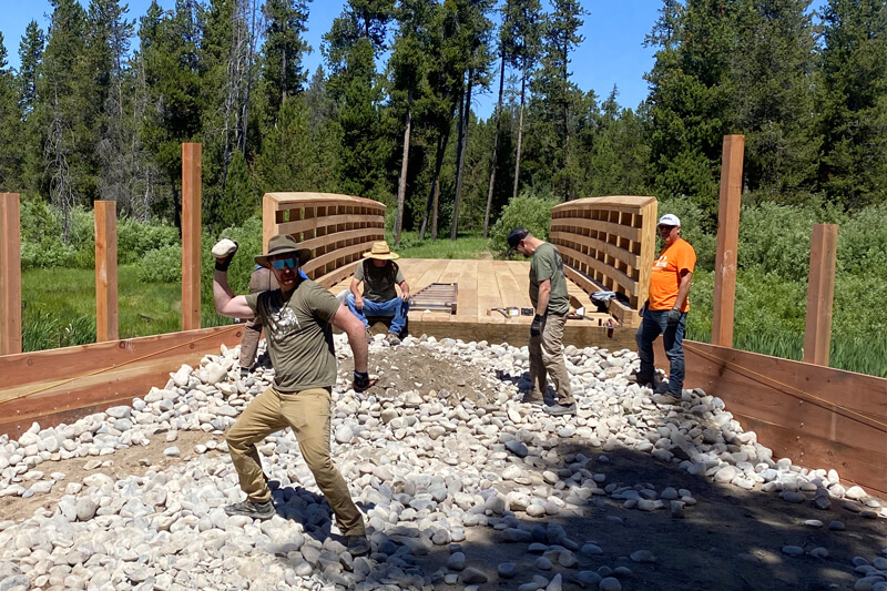 Workamper volunteers bridge building at harriman state park