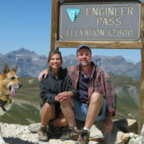 Jim Nelson and Renee Agredano with their dog at Engineer Pass